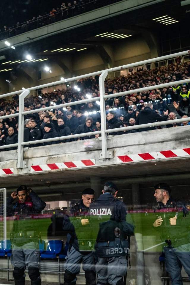 以此检测足, 也将球迷的 以此检测足, 也将球迷的