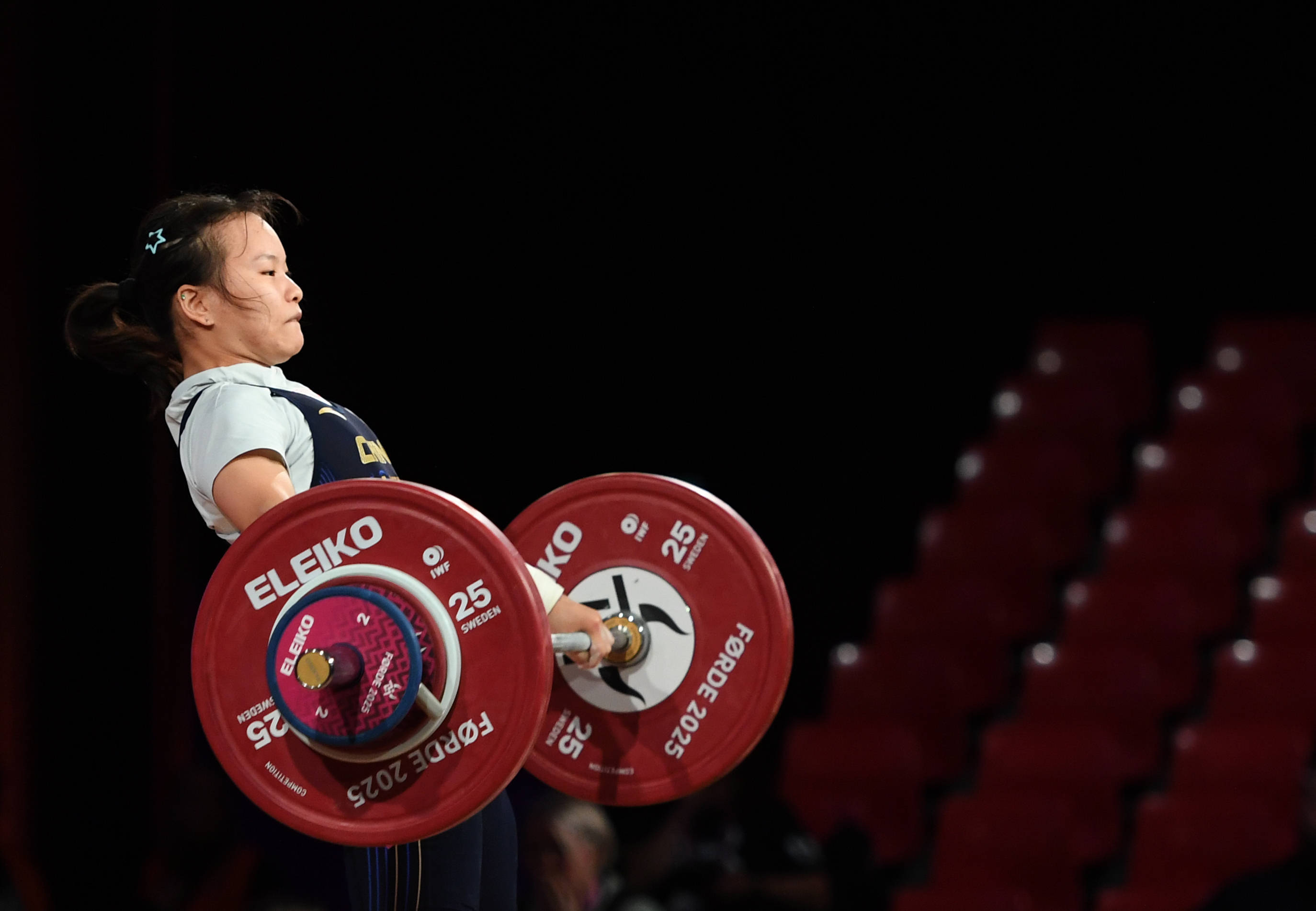 她获得总成, 公斤级比赛, 世界举重锦 她获得总成, 公斤级比赛, 世界举重锦